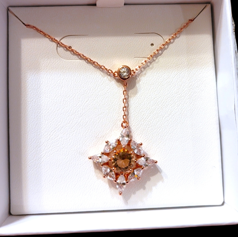 NIB Peach Quartz Necklace RBP2991